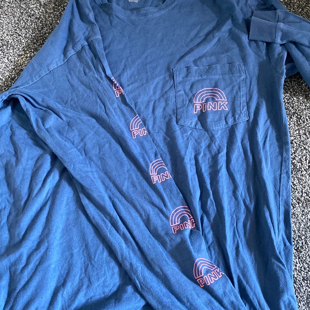cute longs sleeved shirt